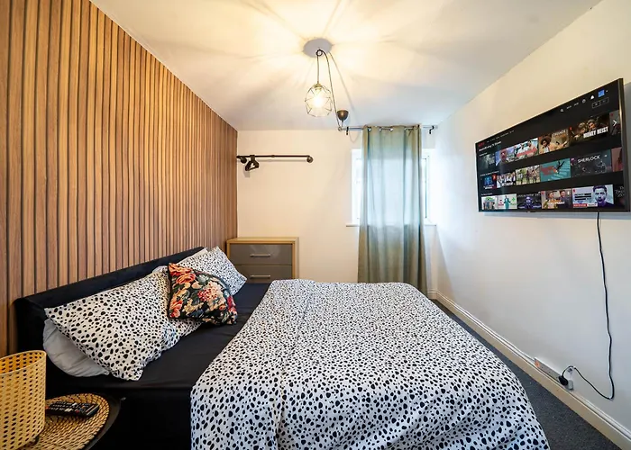 Hideaway Room With Kingsize Bed - Close To Sheffield City Centre
