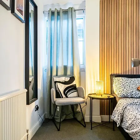 Hideaway Room With Kingsize Bed - Close To Sheffield City Centre Heeley Exterior photo