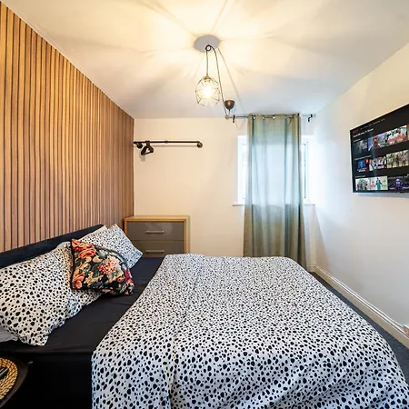Hideaway Room With Kingsize Bed - Close To Sheffield City Centre Heeley Exterior photo