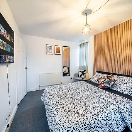 Hideaway Room With Kingsize Bed - Close To Sheffield City Centre Heeley Exterior photo